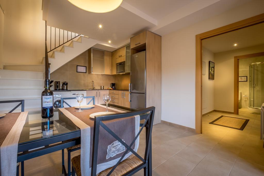Can Tarongeta Apartments بالافروجيل المظهر الخارجي الصورة